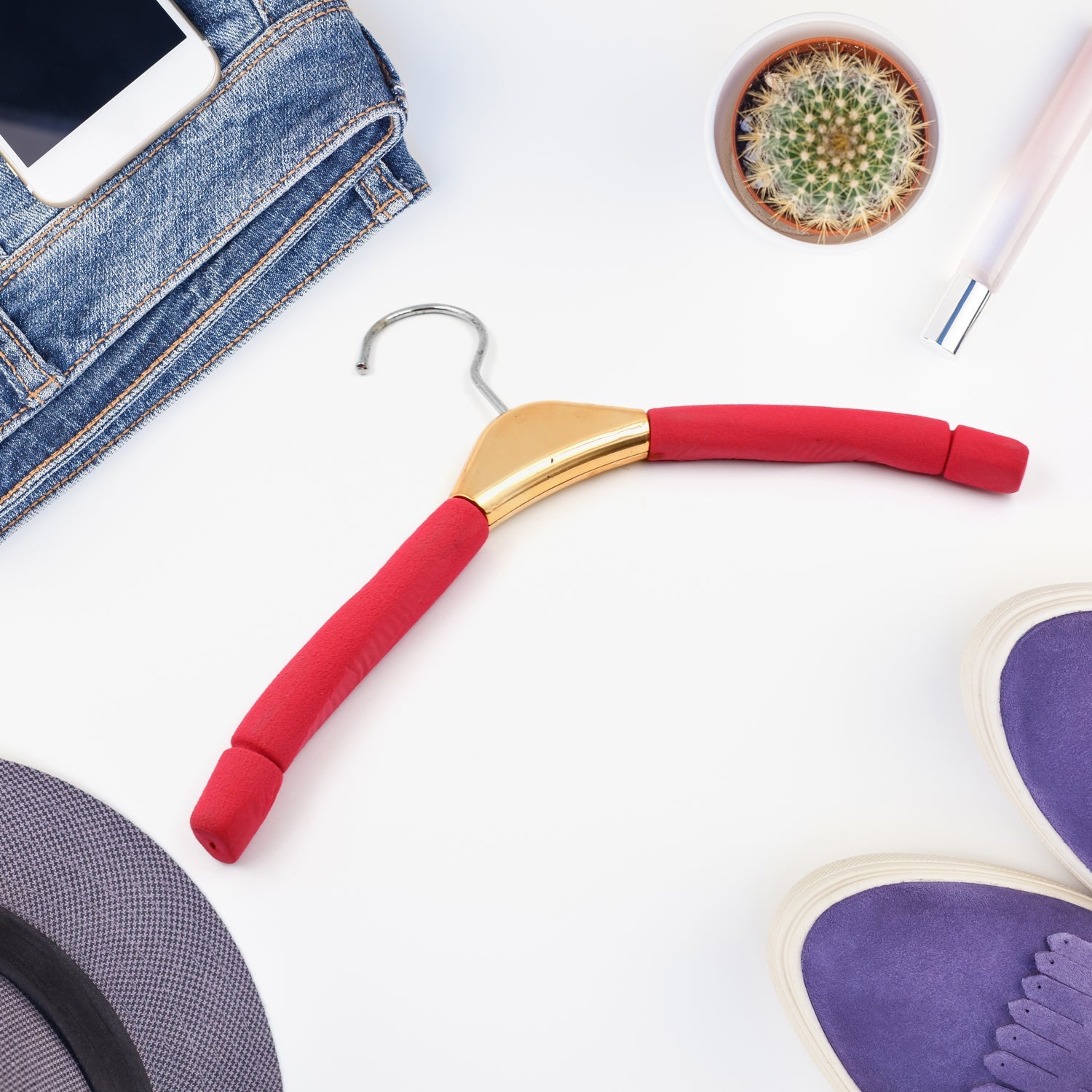 Solid Sponge Hanger Non-Slip Hanger (B Grade / 1 Pc) Solid Sponge Hanger Non-Slip Hanger (B Grade / 1 Pc)